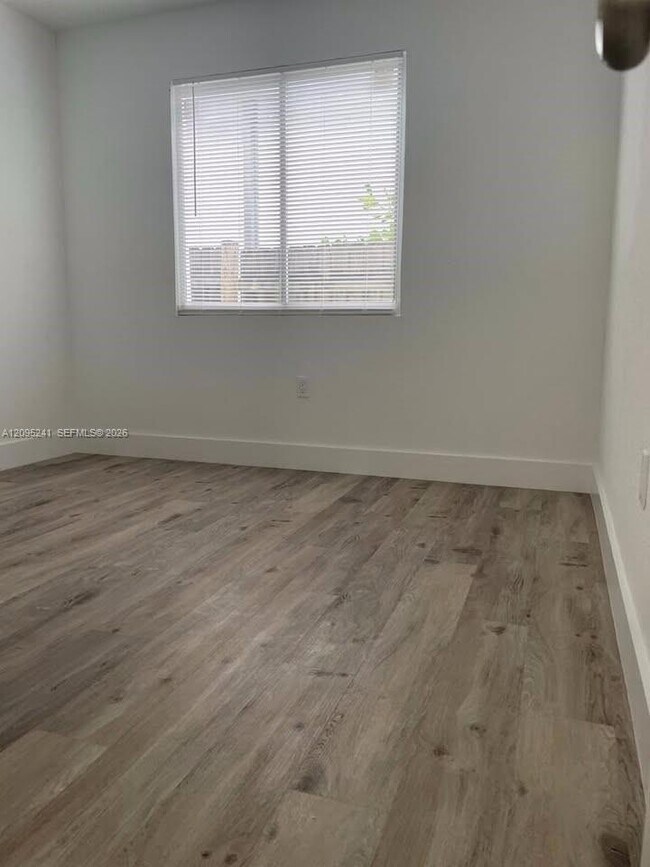 Foto del edificio - 308 NW 11th Ave