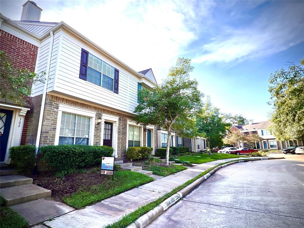 2930 Grants Lake Blvd Unit 303, Sugar Land, TX 77479 Condo for Rent