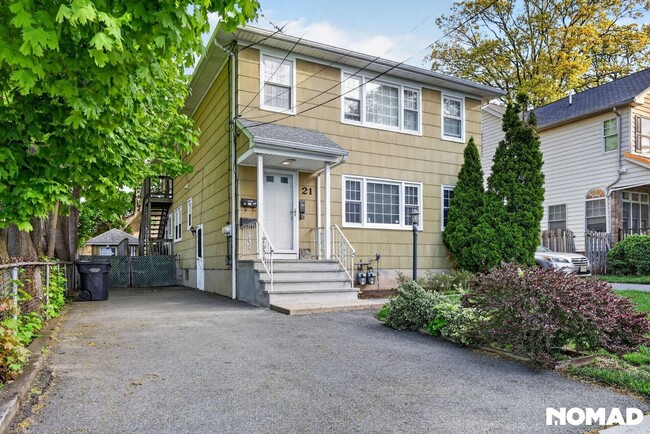 Building Photo - 21 Highland Ave