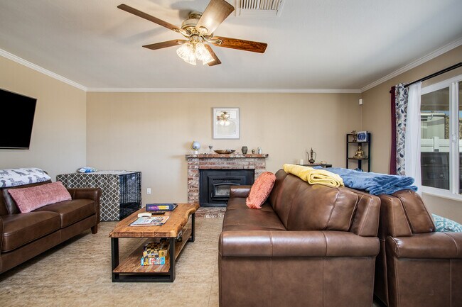 Building Photo - 56034 Desert Gold Dr