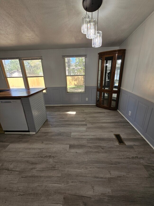 Cocina1 - 16471 Pisces Rd