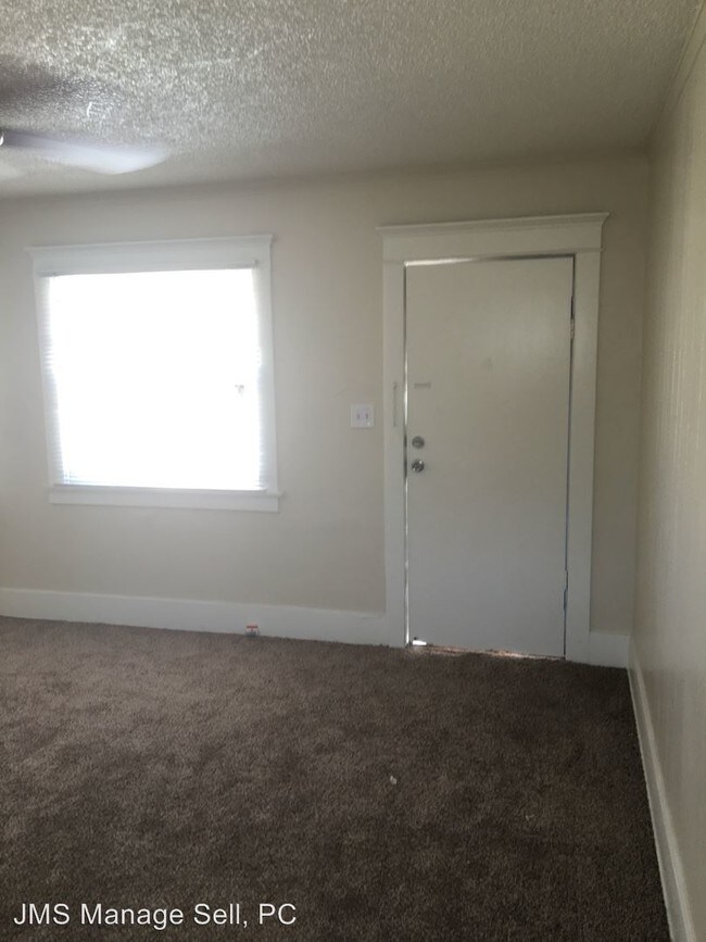 Foto del edificio - 914 N Loma Vista Dr