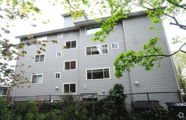 Foto del edificio - 546 NE Ravenna Blvd