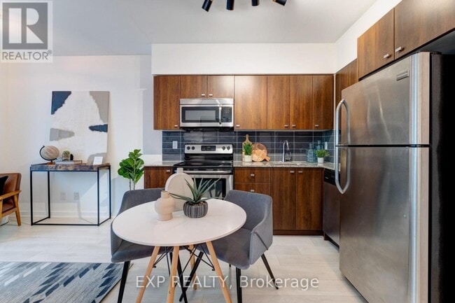 Building Photo - 69 Lynn Williams St