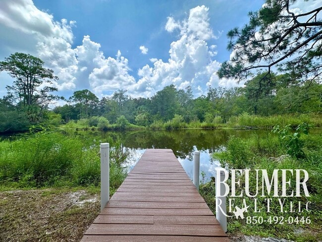 Foto del edificio - Charming Updated 2br/1ba Mid-Century Cottage