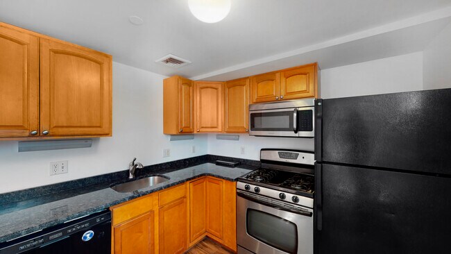 Building Photo - 14 Marcella St