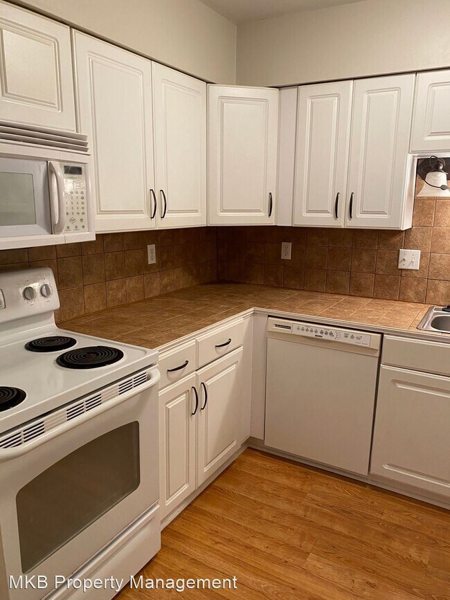 2 br, 2 bath House 3612 Timberline Trail House for Rent in Cave