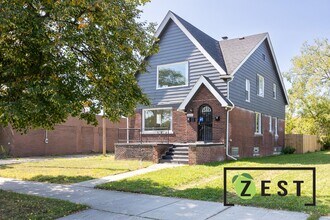 Building Photo - 5025 Somerset Ave