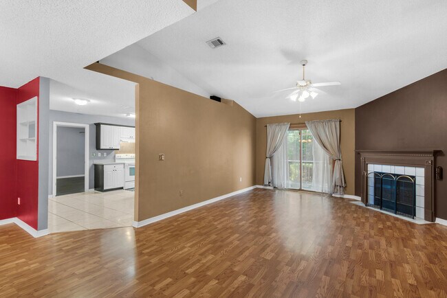 Building Photo - 1218 Ego Dr