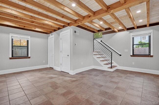 Building Photo - 52 Ackerman St