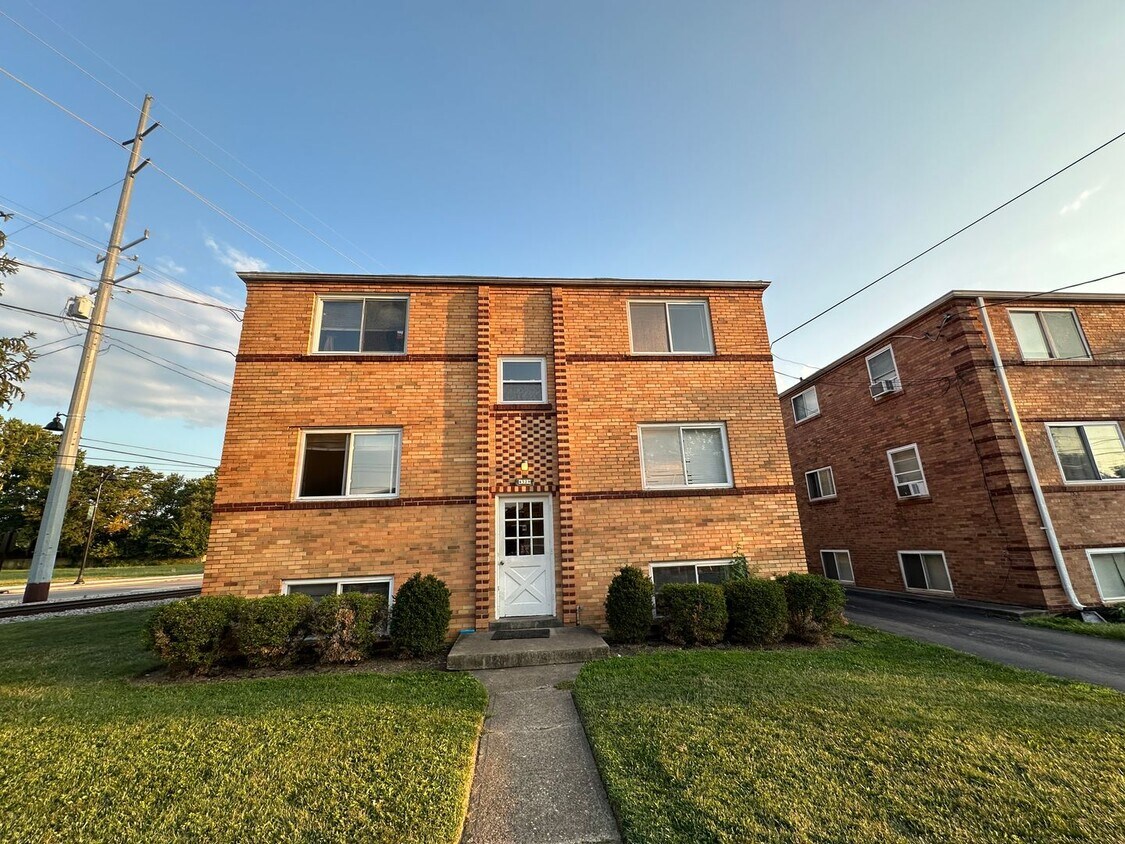 Photo - 4329 Oakwood Avenue