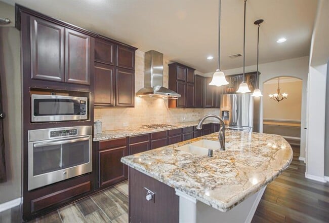 Building Photo - 27326 Pendleton Trace Dr
