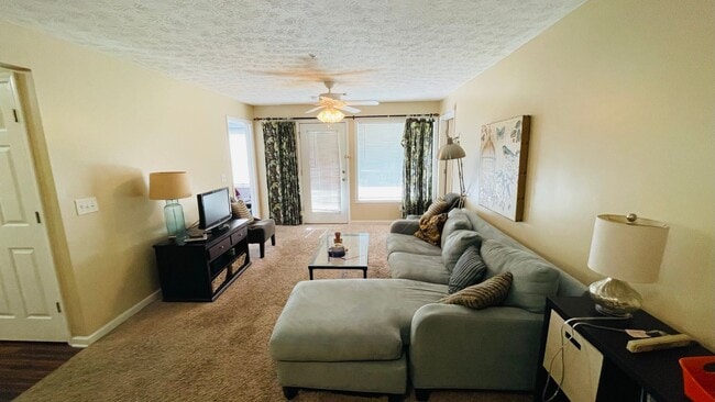 Building Photo - Southern Edge Condo, Unit 5-102