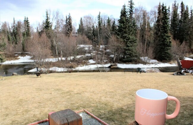 Foto del edificio - 342 E Dowling Rd