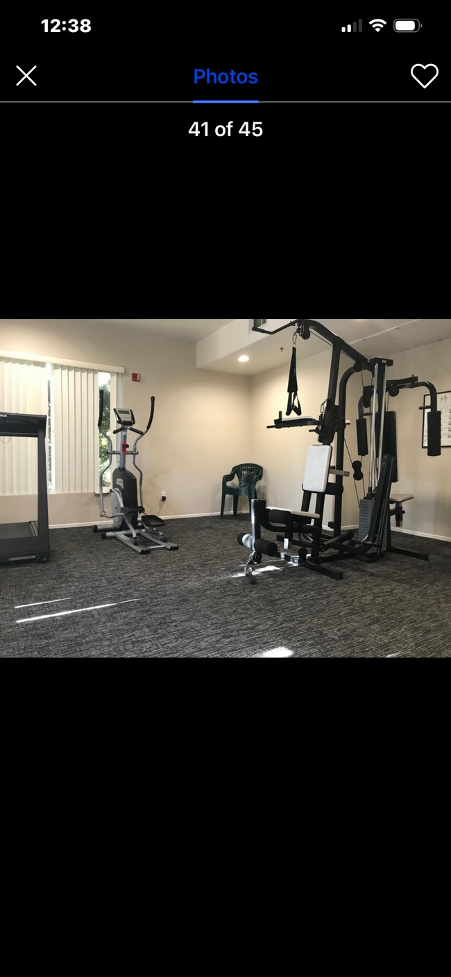 Foto del edificio - 10790 Rose Ave