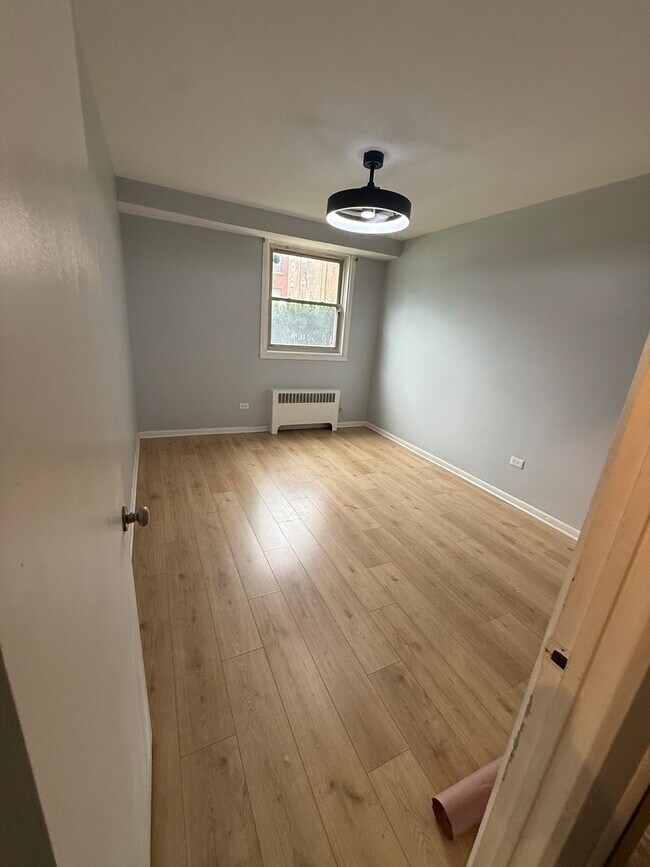 Foto del edificio - 6700 S Paxton Ave