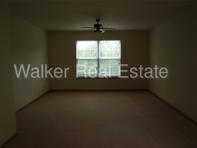 Building Photo - 16848 Hurricane Ln