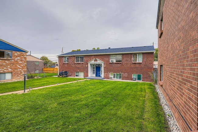 Foto del edificio - 2356 S Linden Ct