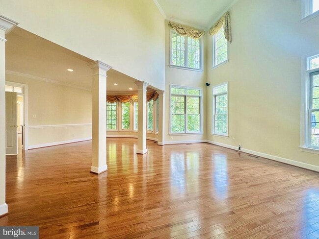 Building Photo - 1460 Carrington Ridge Ln
