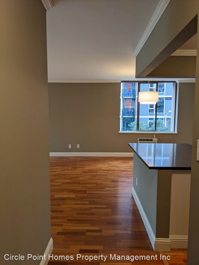 Building Photo - 2 br, 2 bath House - 1120 8th Ave Apt 502