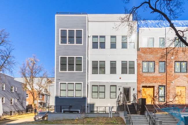 Building Photo - 1638 K St NE