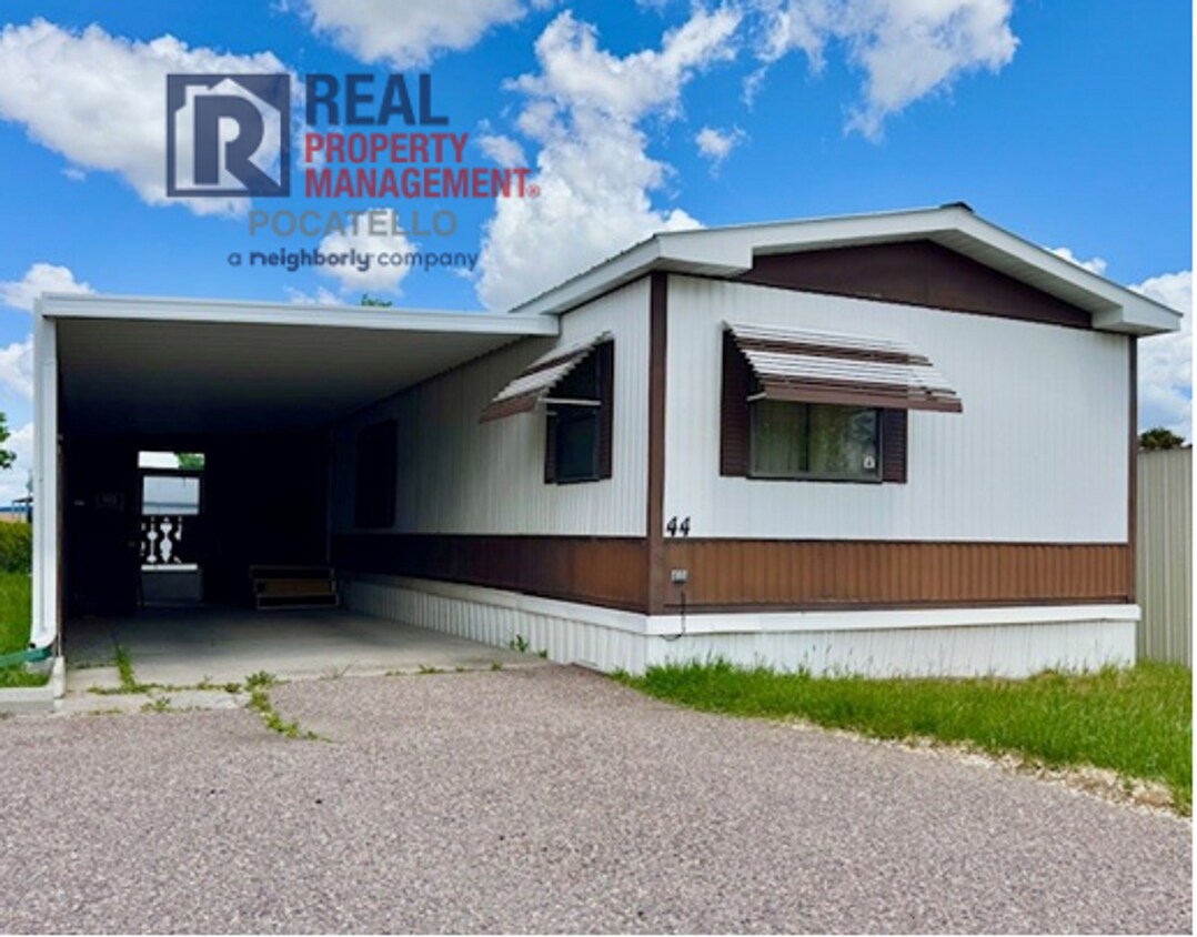 Foto principal - 3 bed 1.5 Bath Mobile Home - OldTown Pocat...