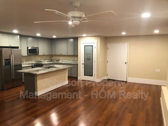 Building Photo - 2430 Telluride Dr
