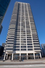 Building Photo - 360 E Randolph St