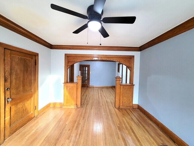 Foto del edificio - 4735 S Karlov Ave