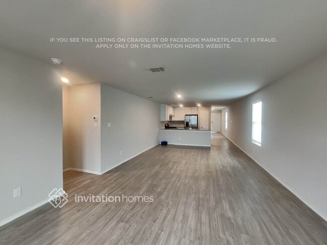 Building Photo - 10511 Varmus Dr