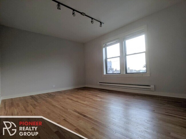 Building Photo - 2420 N Kedzie Blvd