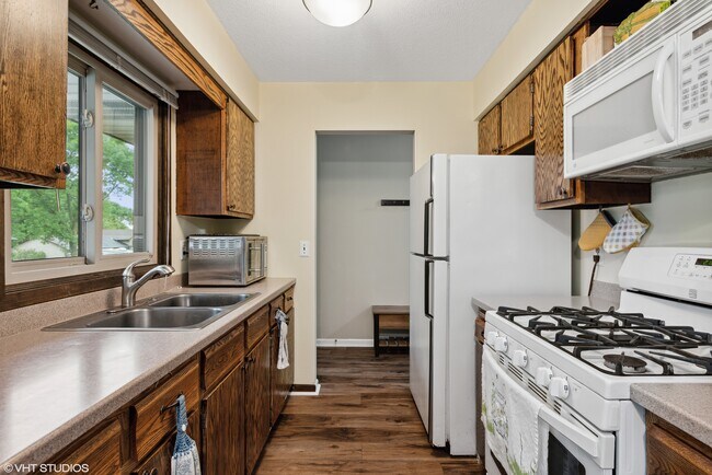 Foto del edificio - 8344 69th St S