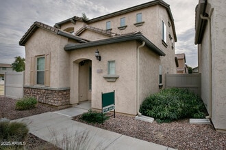 Building Photo - 16013 N 21st Ln