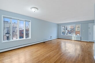 Building Photo - 431 7th St