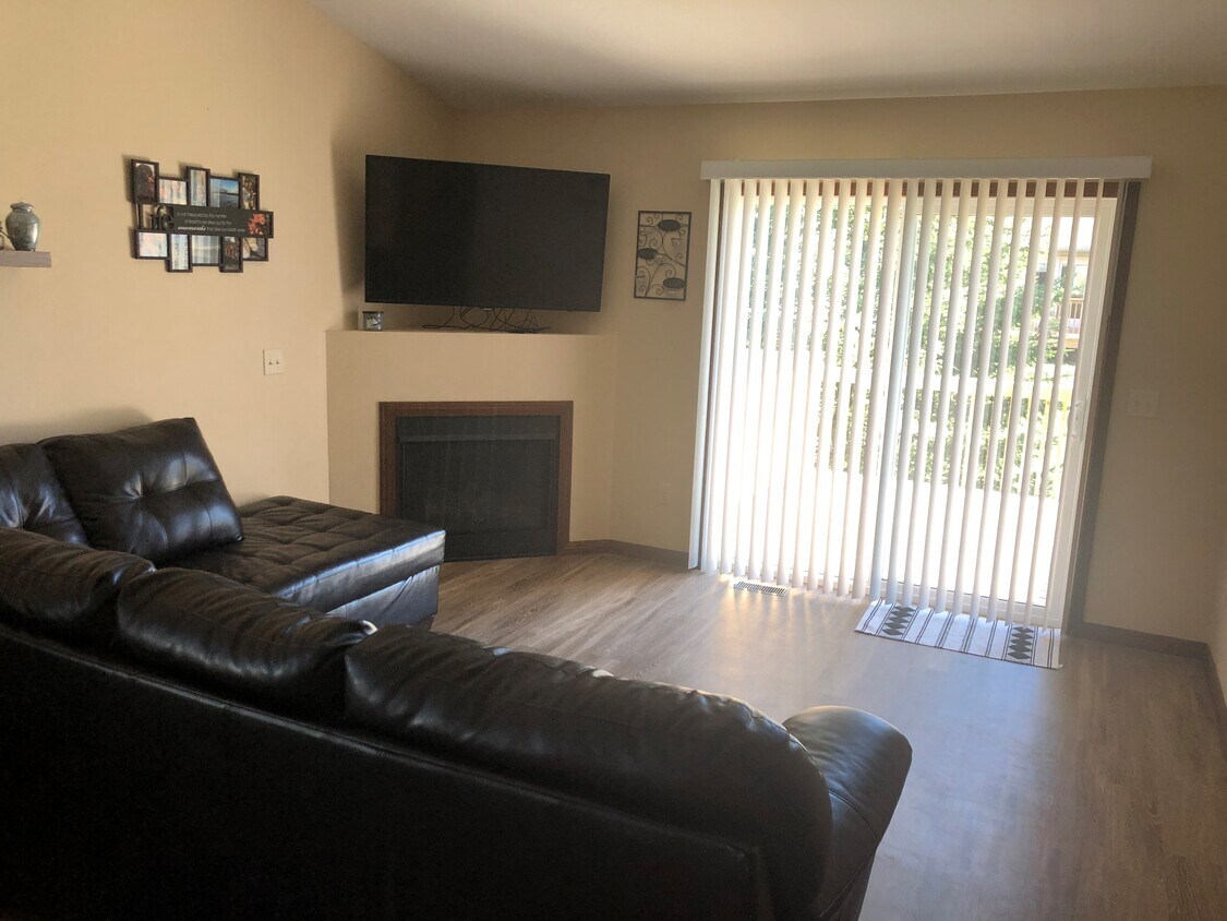 339 Railroad Ave, Fall Creek, WI 54742 Townhouse for Rent in Fall