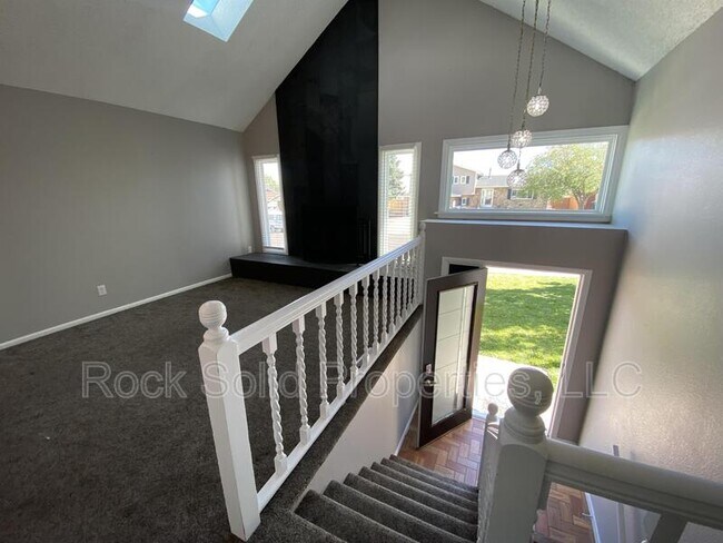 Foto del edificio - 5450 Atlantic Dr