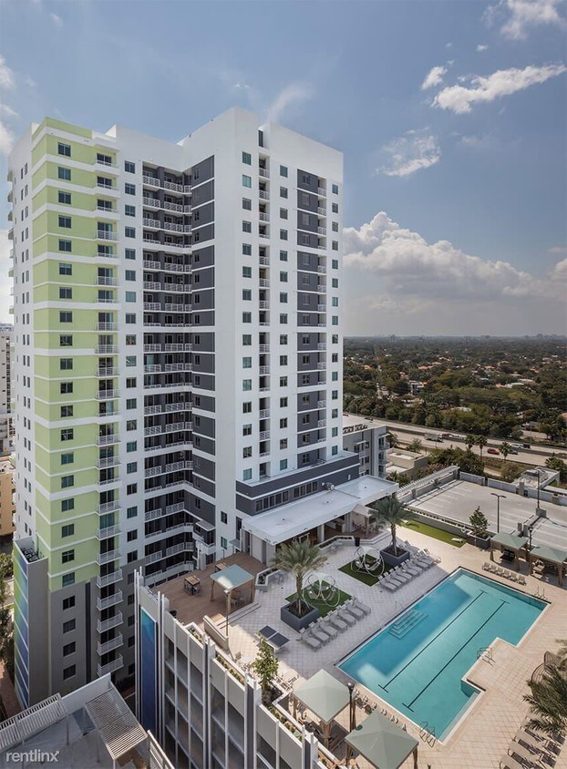 Foto principal - 225 SW 11th Ave