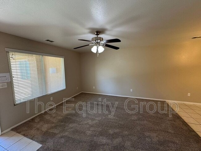 Foto del edificio - 2824 N County Center St