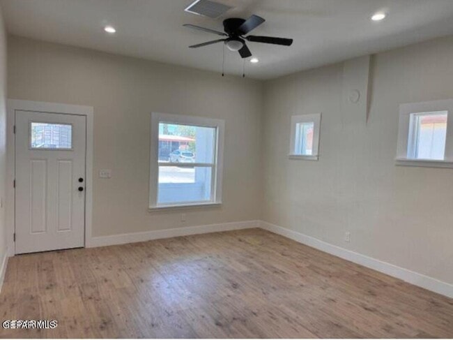 Building Photo - 2414 San Diego Ave