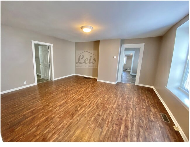 Foto del edificio - 712 E 3rd St