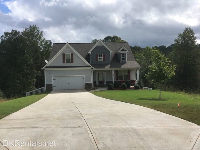 Building Photo - 4 br, 2.5 bath House - 5687 Deep Creek Ct