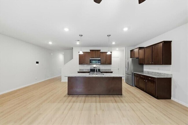 Foto del edificio - 4526 Fillmore Trl SW