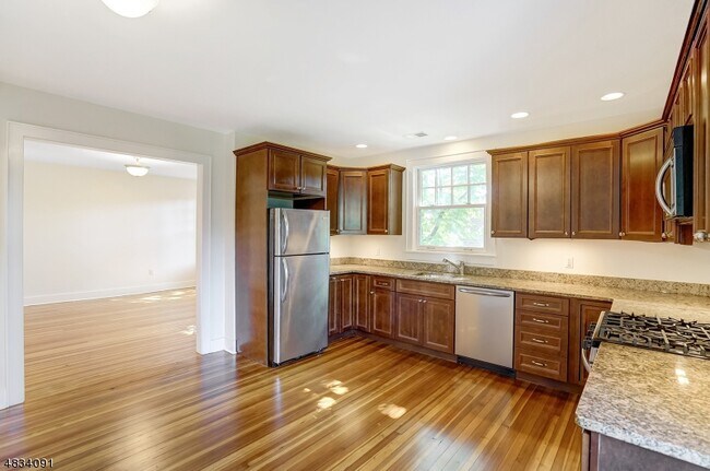 Foto del edificio - 159 Walnut St