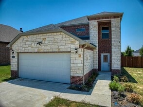 Building Photo - 2813 Belmont Dr