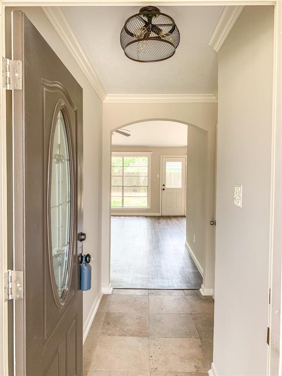 Foto del edificio - 6838 Blue Ridge Dr