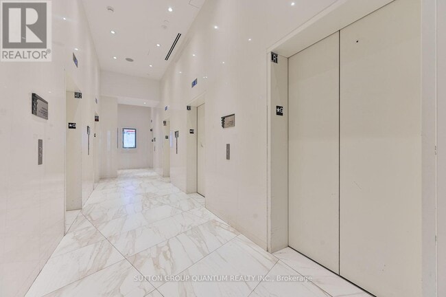 Building Photo - 3883 Quartz Rd