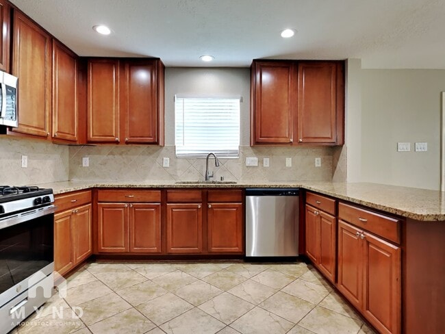 Building Photo - 7102 Cypress Pr Dr