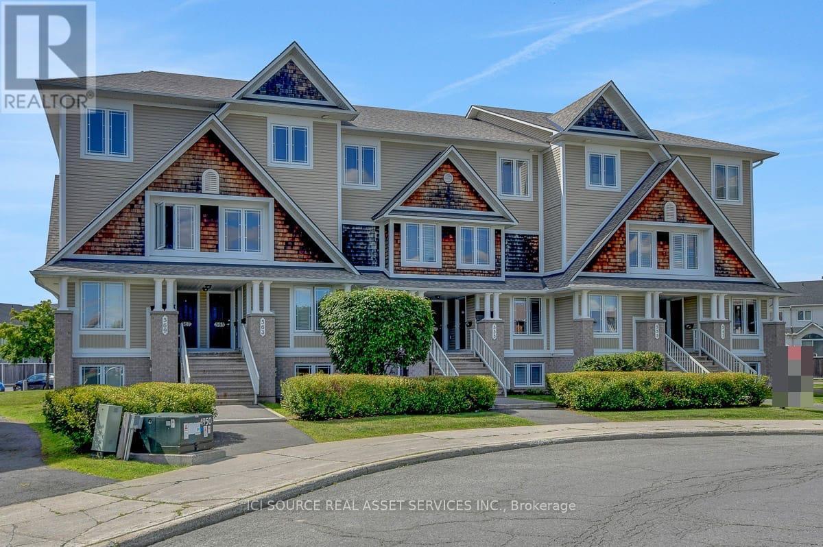 Primary Photo - 565 Lakeridge Dr