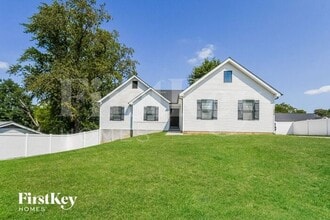 Building Photo - 2220 Tenbrook Rd Building Photo - 2220 Tenbrook Rd