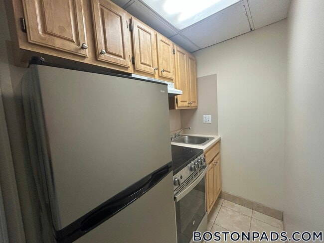 Building Photo - 62 Boylston St